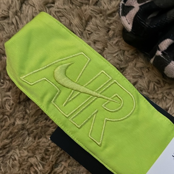 New set/3 Nike hair accessories - Picture 2 of 7